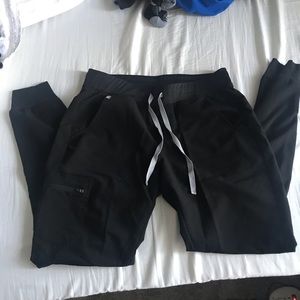 Kamora scrubs pants, Figs joggers